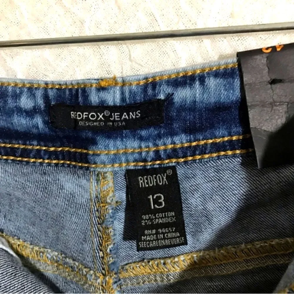 REDFOX JEANS NWT Paint Splatter Skinny Style Size 13